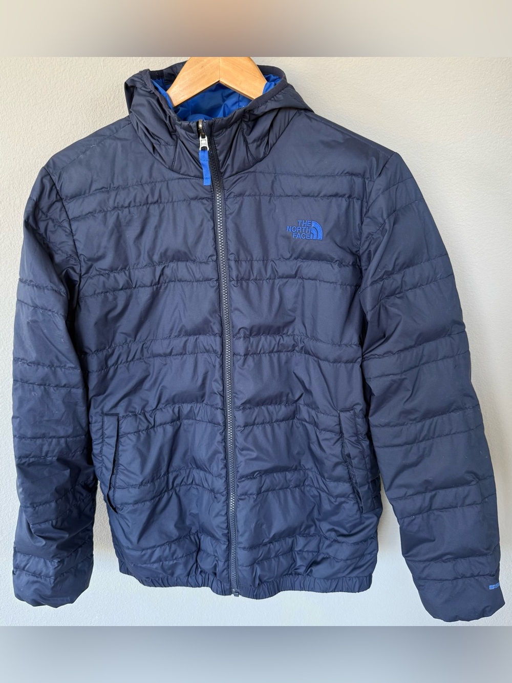 The North Face Boys XL 18/20 Blue Puffer Jacket • Winter Travel Outdoor
